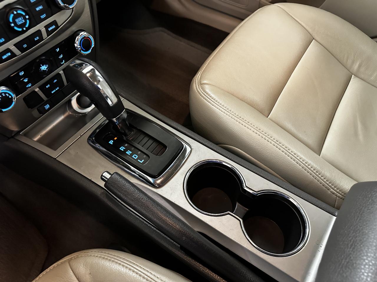 Ford Fusion 4dr Sdn SE FWD 2010