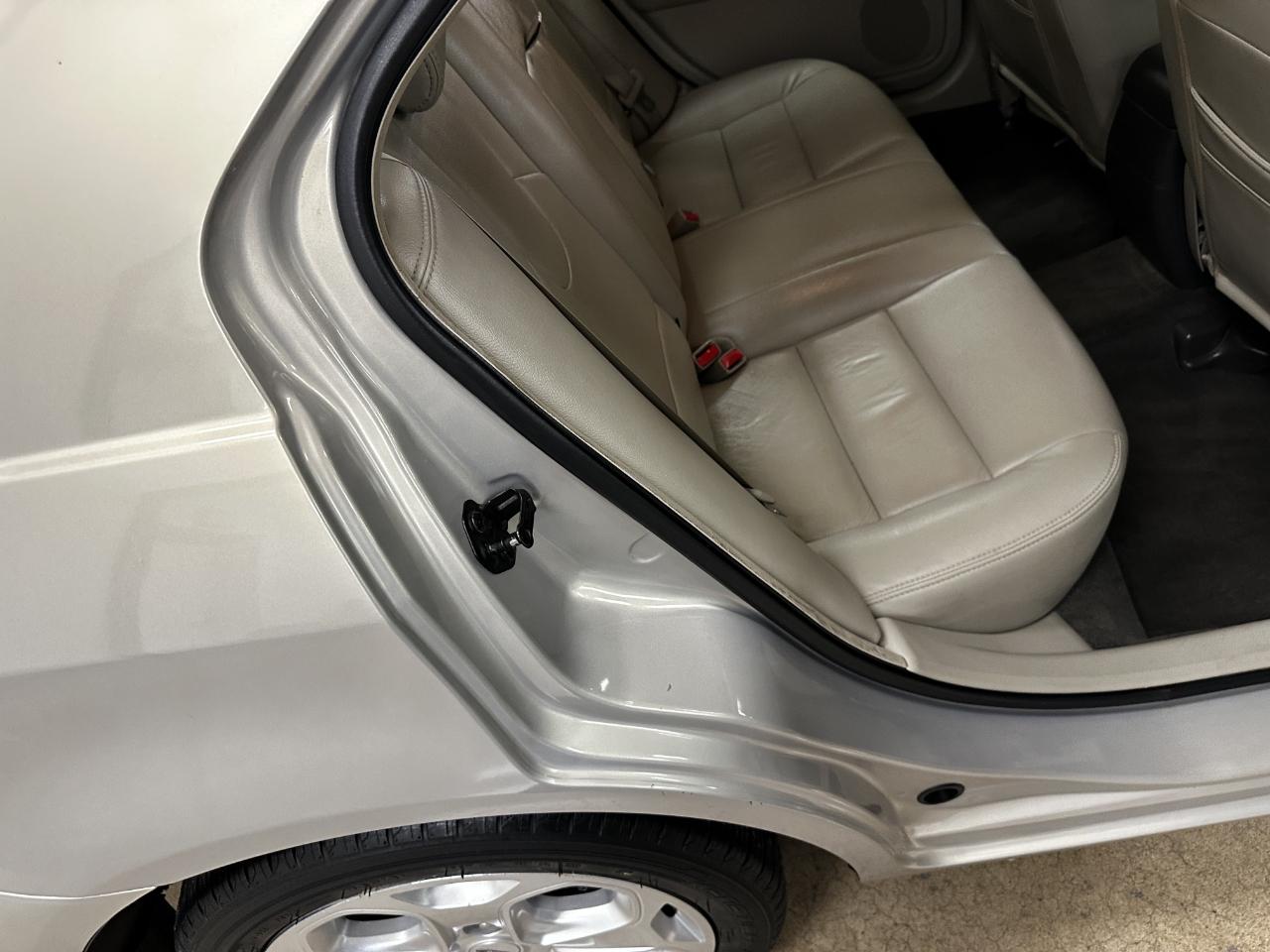 Ford Fusion 4dr Sdn SE FWD 2010