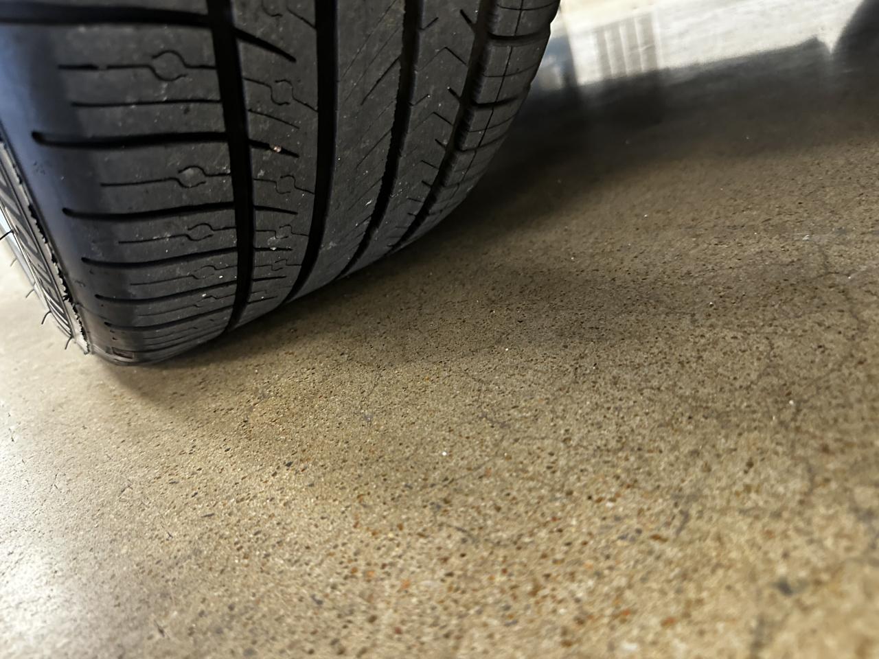 Mercedes-Benz E-Class 4dr Sdn E 350 Sport 4MATIC 2011