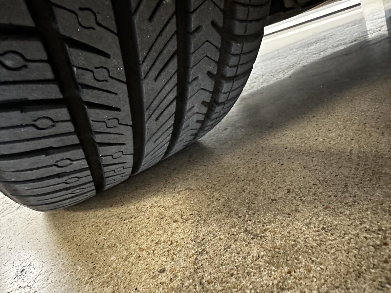 Mercedes-Benz E-Class 4dr Sdn E 350 Sport 4MATIC 2011