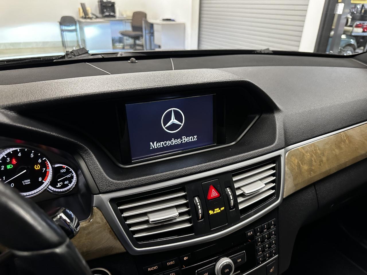 Mercedes-Benz E-Class 4dr Sdn E 350 Sport 4MATIC 2011