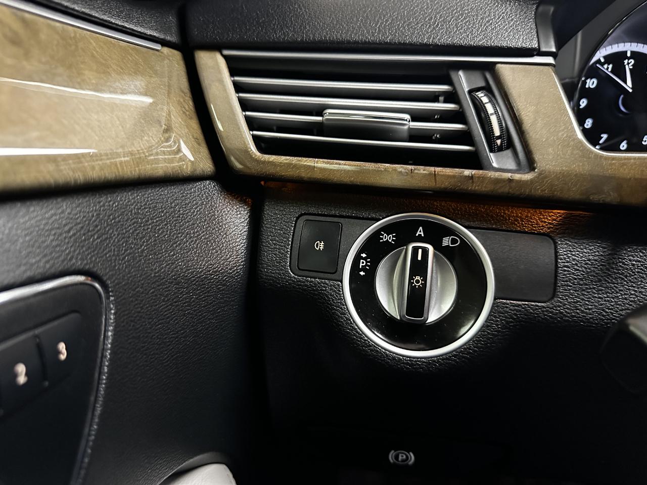 Mercedes-Benz E-Class 4dr Sdn E 350 Sport 4MATIC 2011