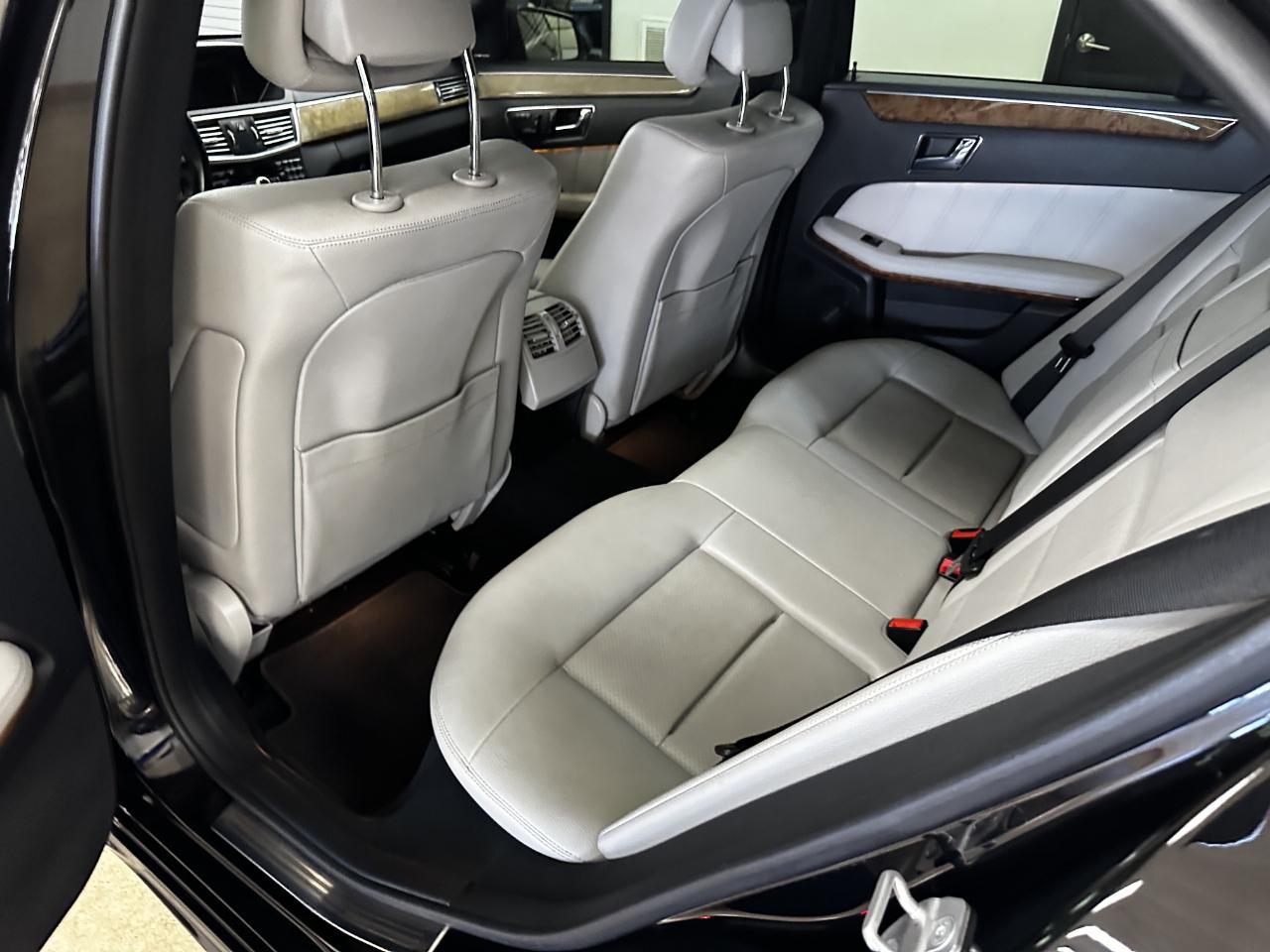 Mercedes-Benz E-Class 4dr Sdn E 350 Sport 4MATIC 2011