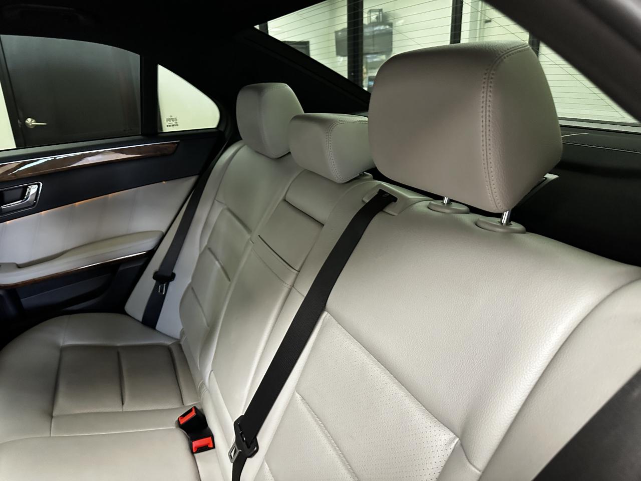 Mercedes-Benz E-Class 4dr Sdn E 350 Sport 4MATIC 2011