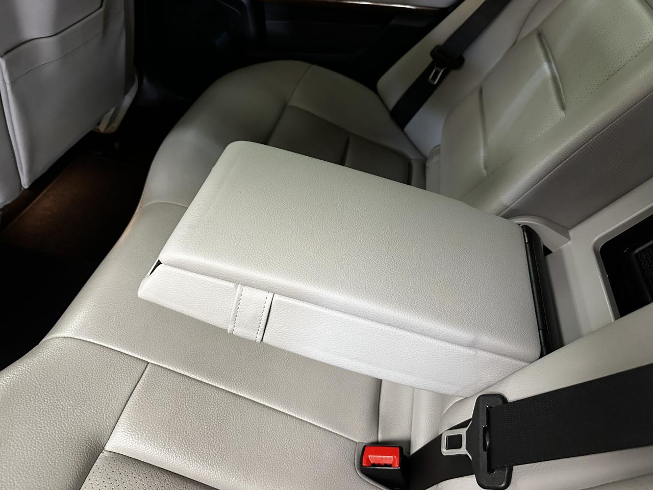 Mercedes-Benz E-Class 4dr Sdn E 350 Sport 4MATIC 2011