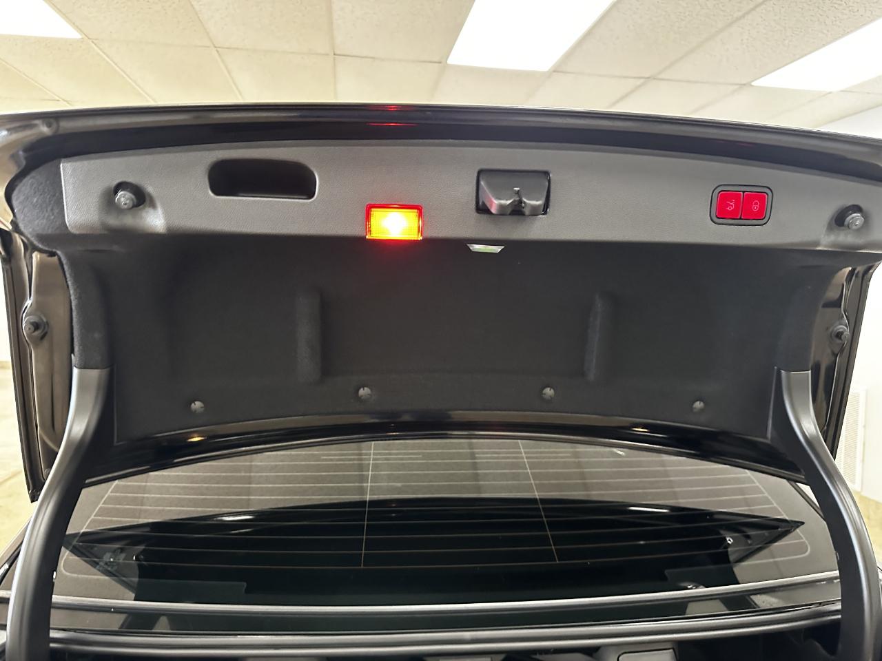 Mercedes-Benz E-Class 4dr Sdn E 350 Sport 4MATIC 2011