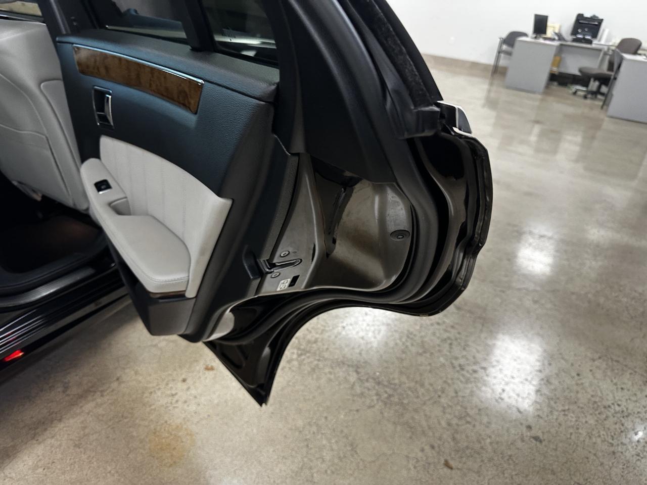 Mercedes-Benz E-Class 4dr Sdn E 350 Sport 4MATIC 2011