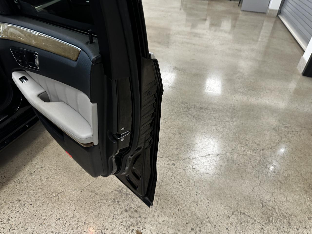 Mercedes-Benz E-Class 4dr Sdn E 350 Sport 4MATIC 2011