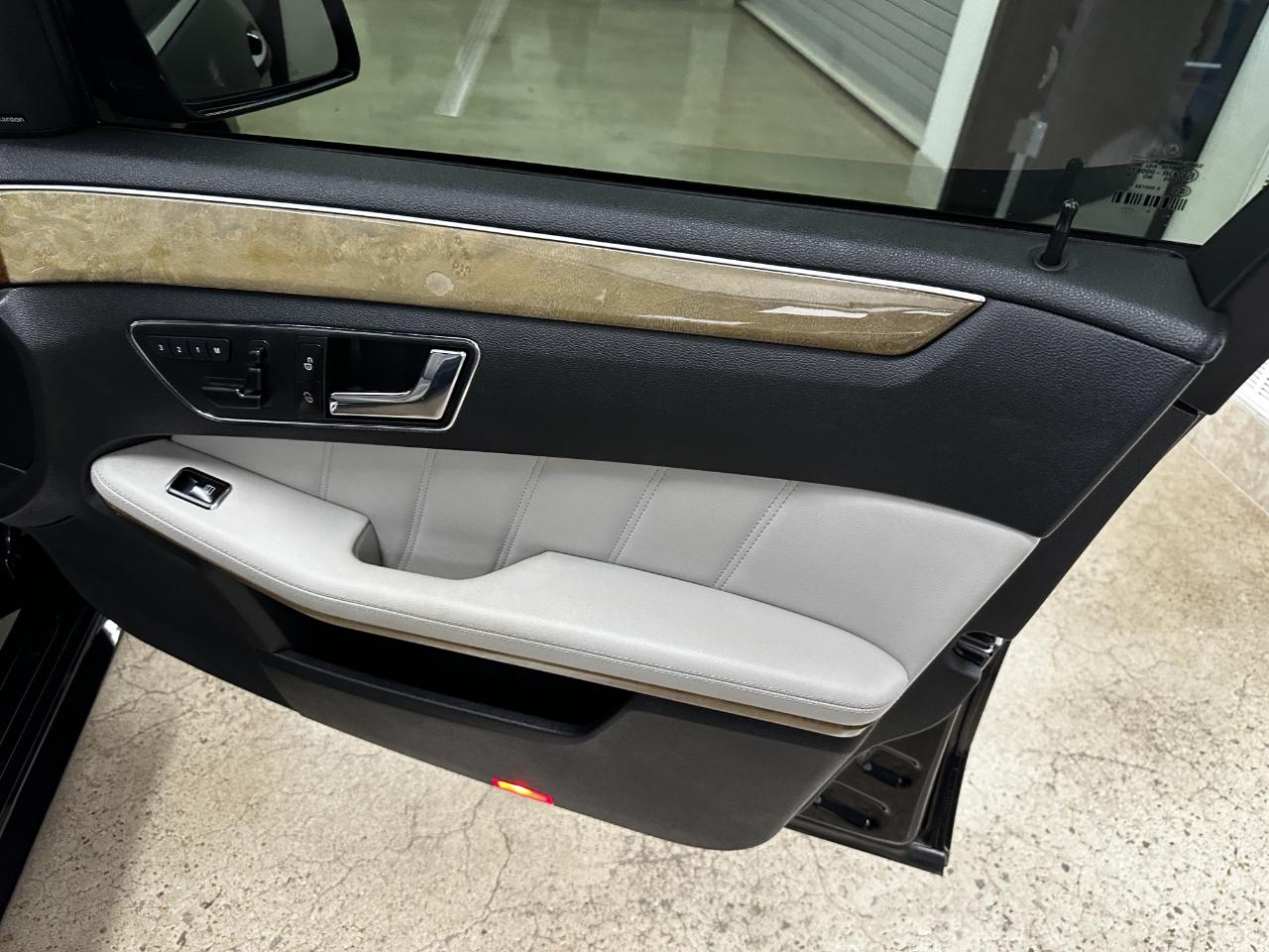 Mercedes-Benz E-Class 4dr Sdn E 350 Sport 4MATIC 2011