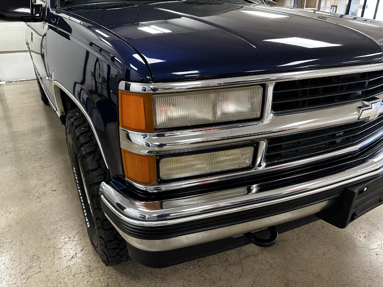 Chevrolet C/K 1500 Ext Cab 141.5" WB 4WD 1998