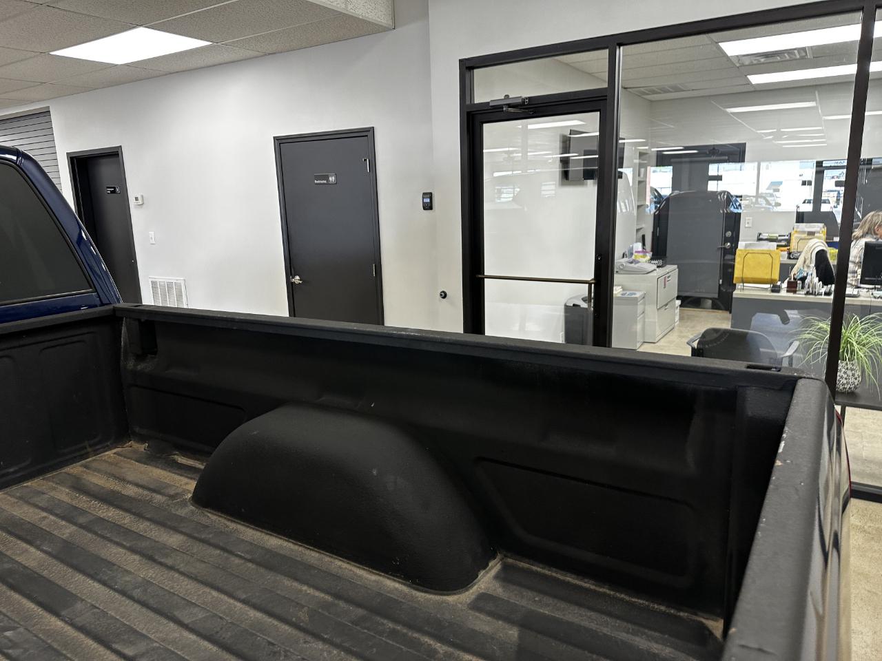 Chevrolet C/K 1500 Ext Cab 141.5" WB 4WD 1998