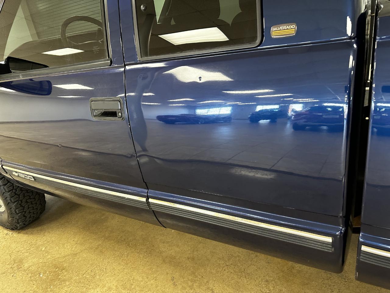 Chevrolet C/K 1500 Ext Cab 141.5" WB 4WD 1998