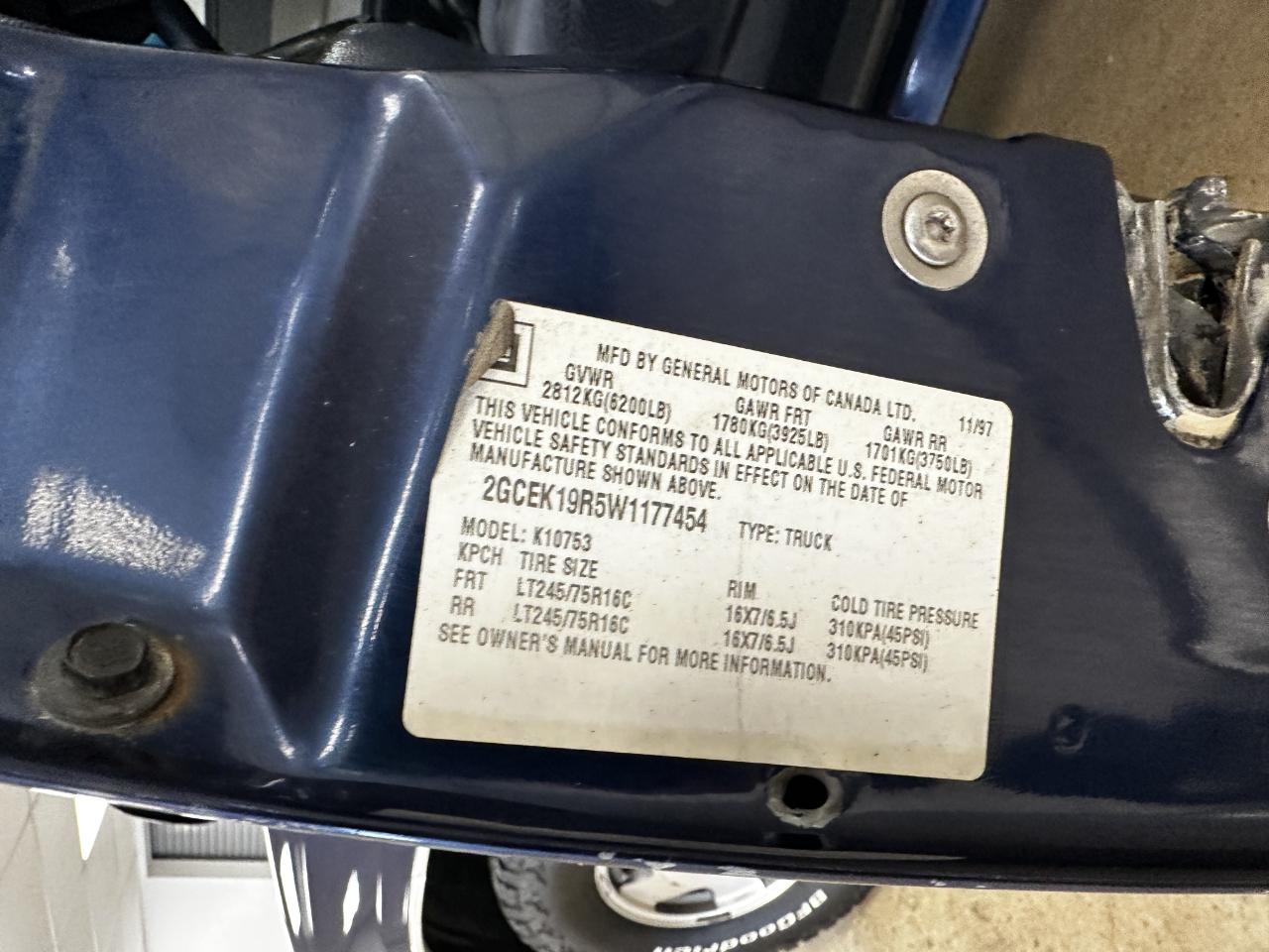 Chevrolet C/K 1500 Ext Cab 141.5" WB 4WD 1998