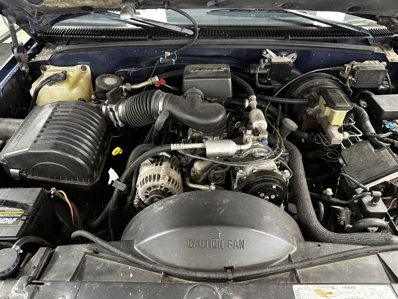 Chevrolet C/K 1500 Ext Cab 141.5" WB 4WD 1998