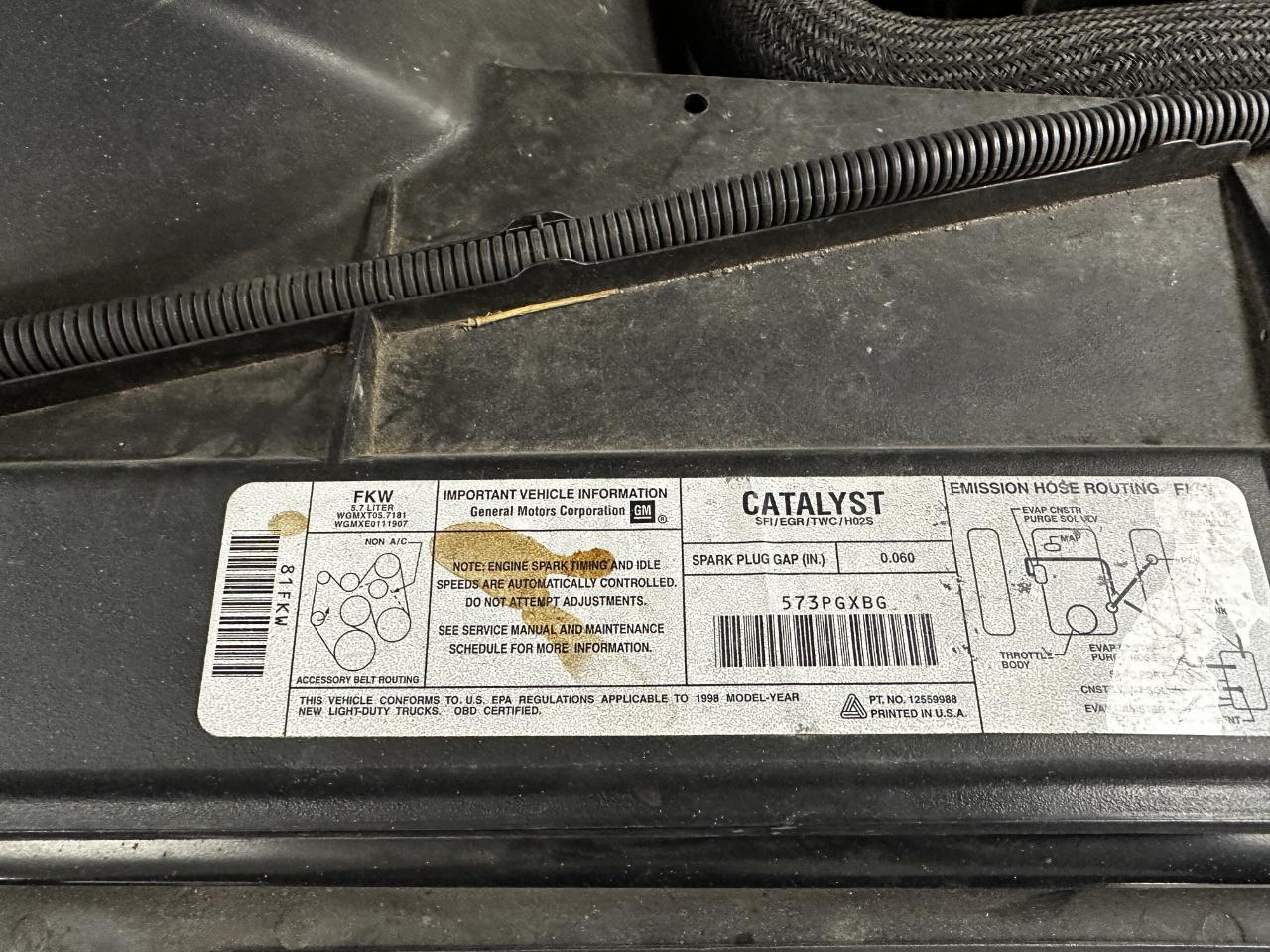 Chevrolet C/K 1500 Ext Cab 141.5" WB 4WD 1998