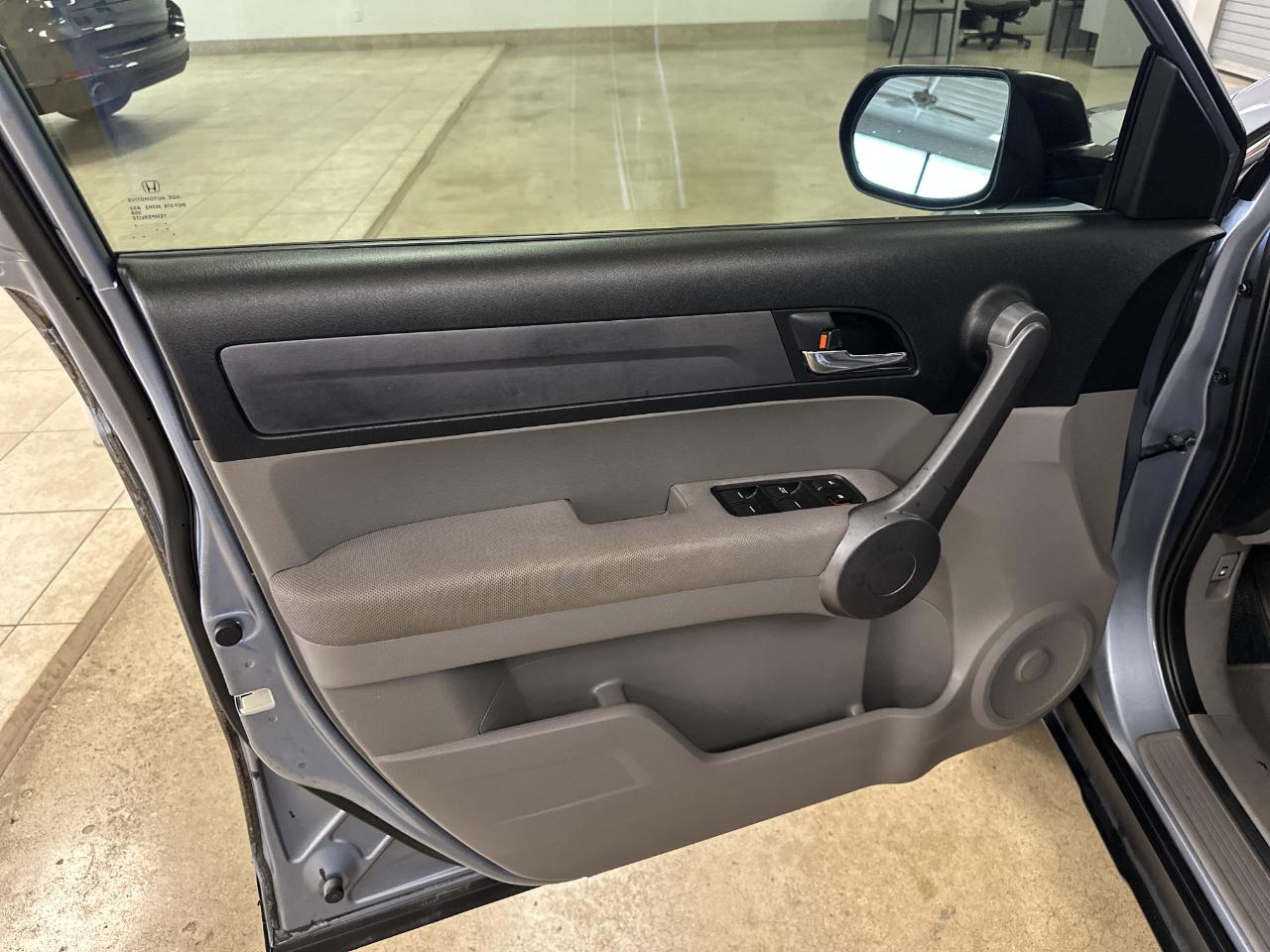 Honda CR-V 2WD 5dr LX 2009