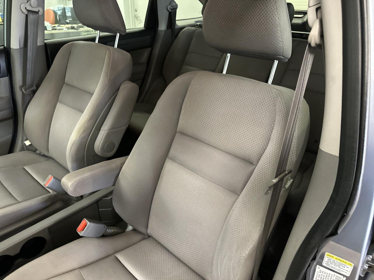 Honda CR-V 2WD 5dr LX 2009