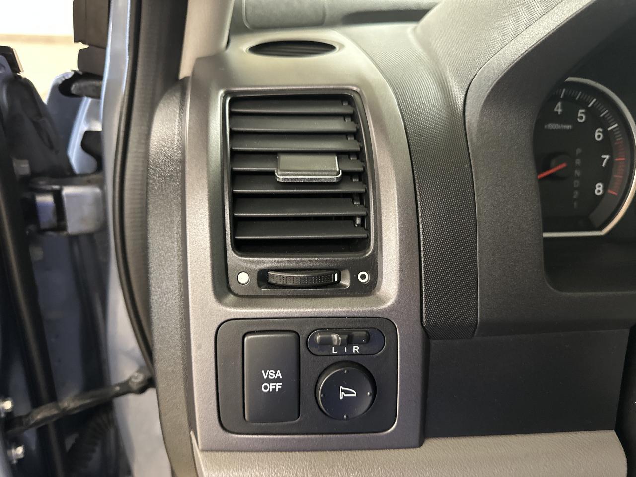 Honda CR-V 2WD 5dr LX 2009