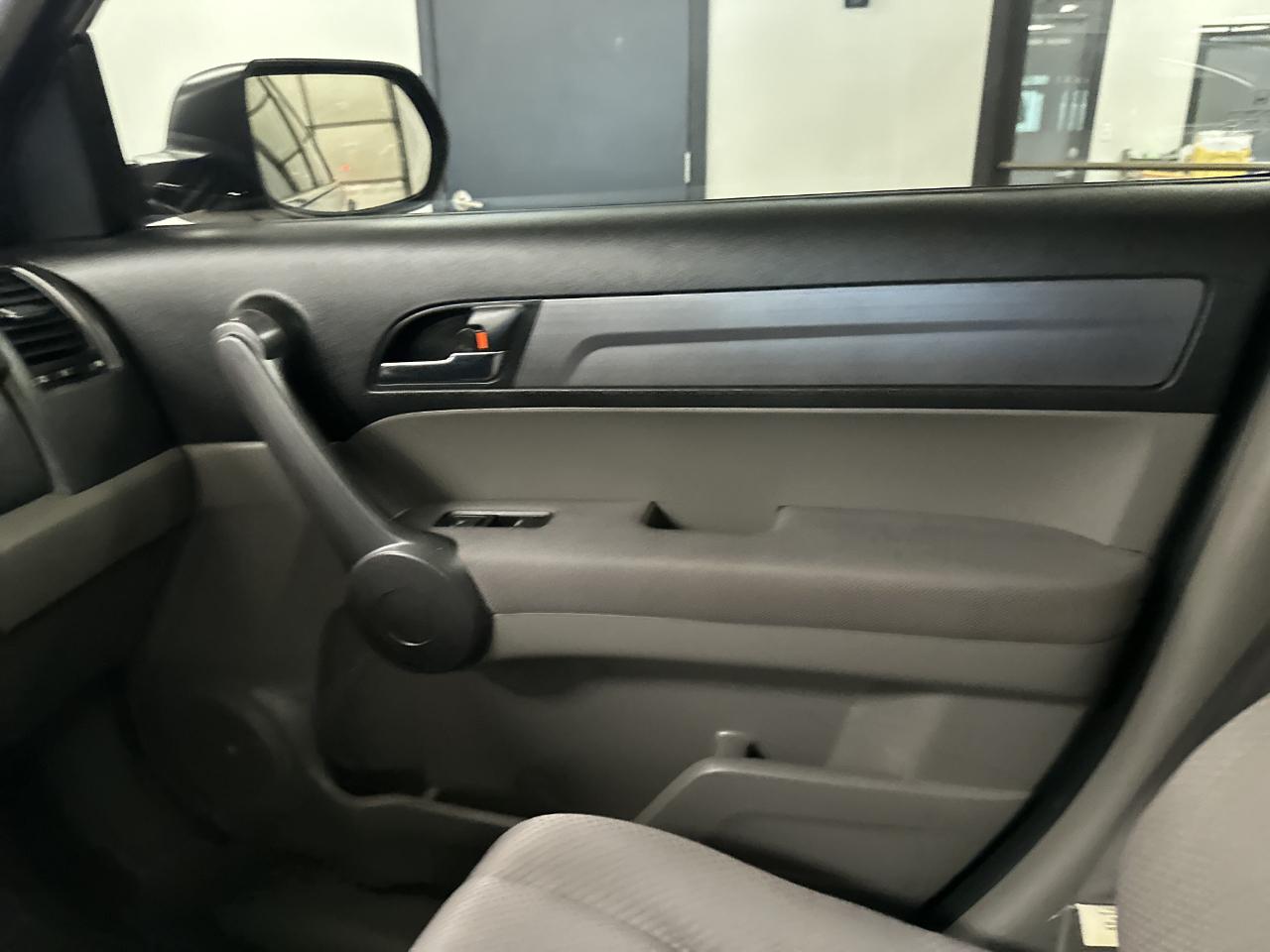 Honda CR-V 2WD 5dr LX 2009