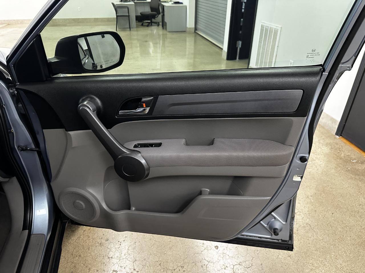 Honda CR-V 2WD 5dr LX 2009