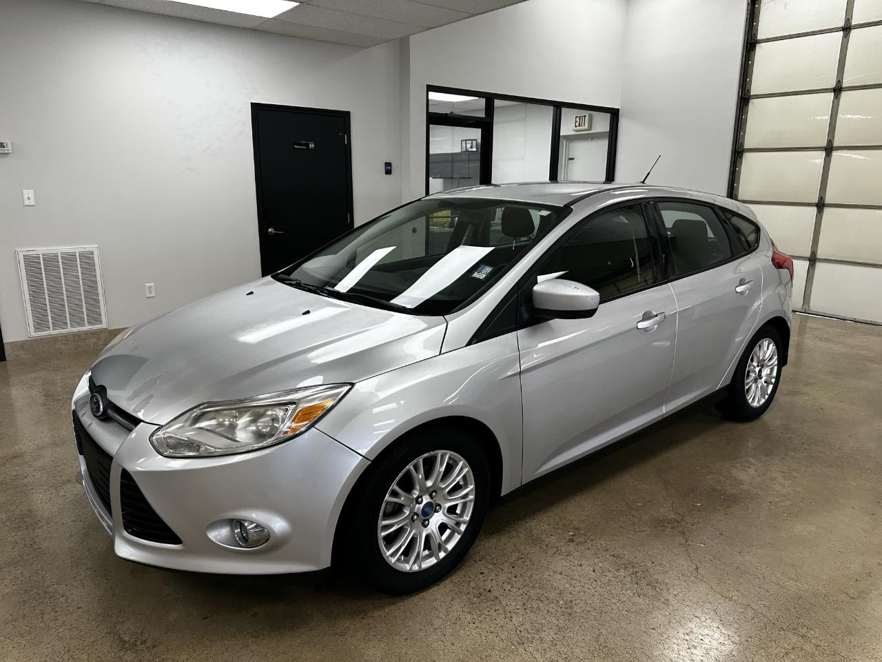 Ford Focus 5dr HB SE 2012