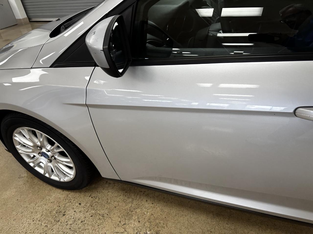 Ford Focus 5dr HB SE 2012