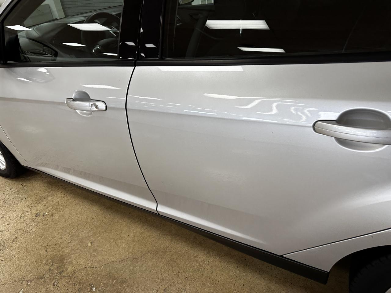 Ford Focus 5dr HB SE 2012