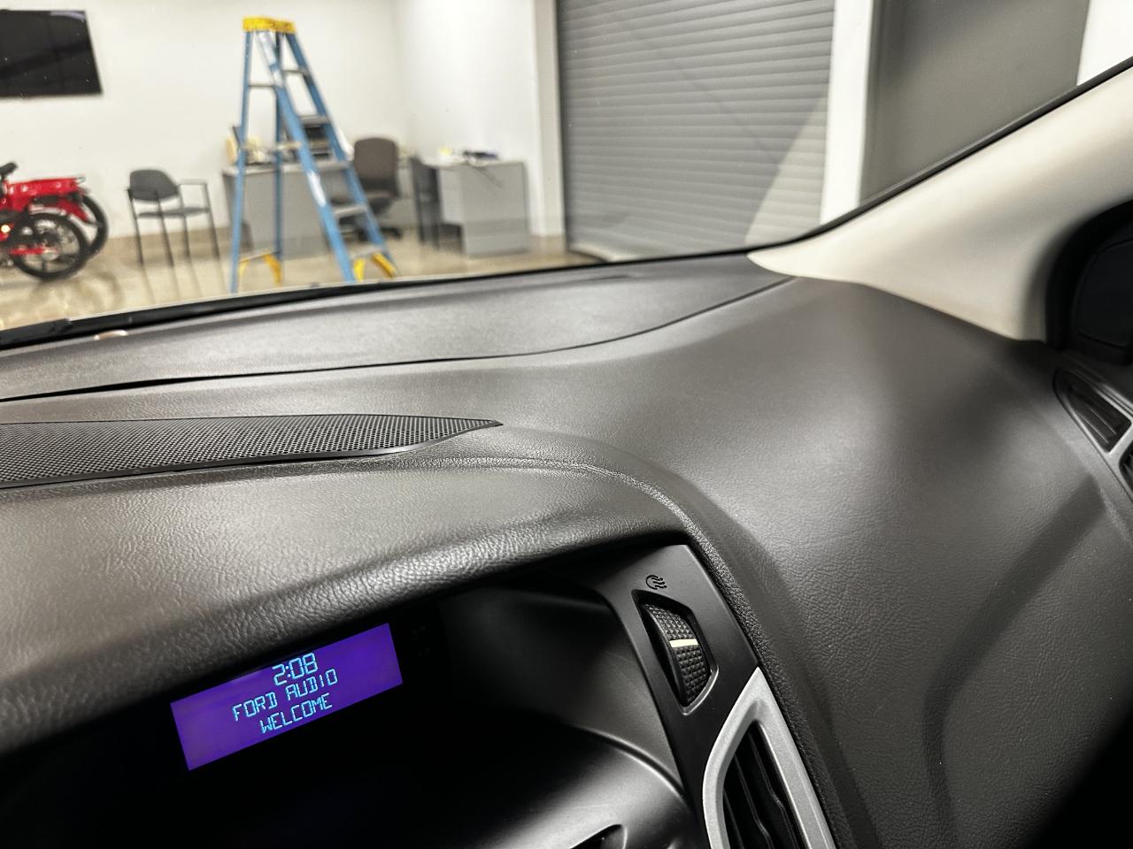 Ford Focus 5dr HB SE 2012