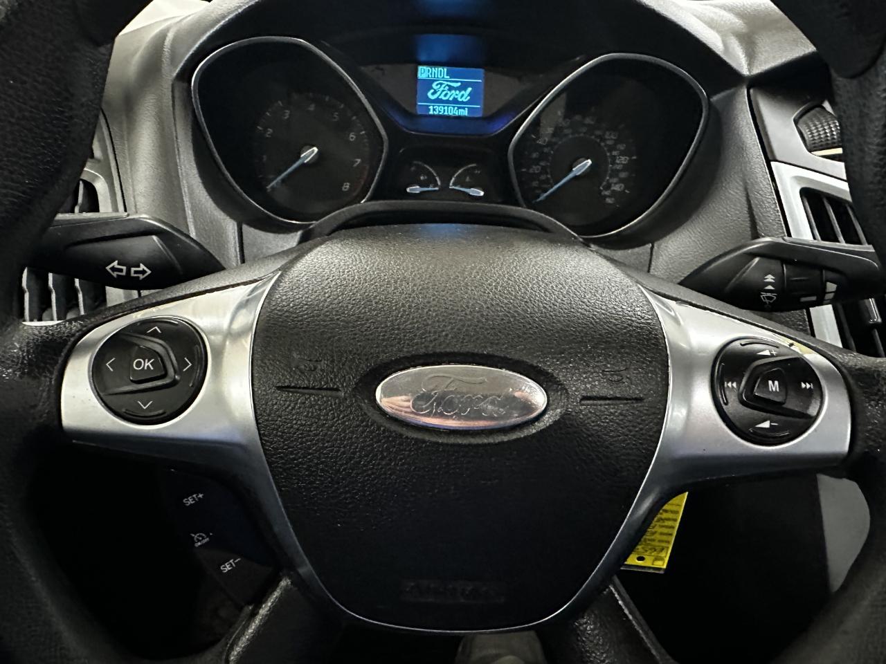 Ford Focus 5dr HB SE 2012