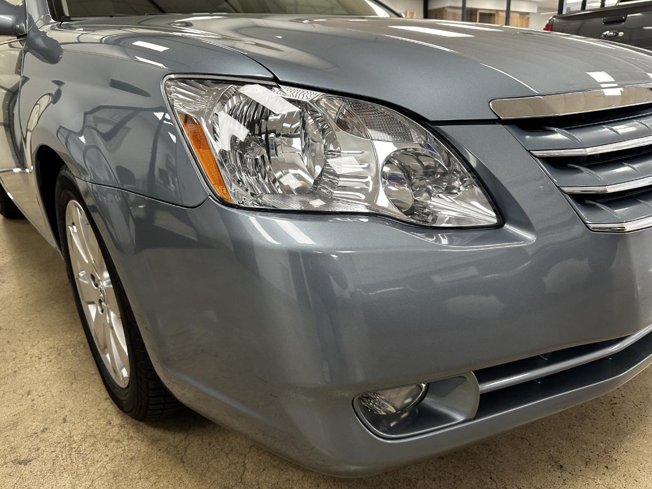 Toyota Avalon 4dr Sdn XLS (Natl) 2007