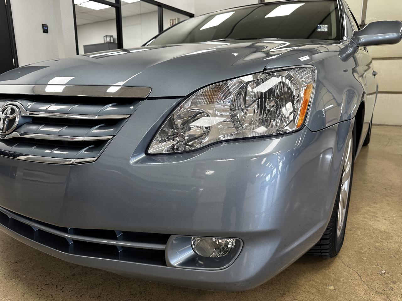 Toyota Avalon 4dr Sdn XLS (Natl) 2007