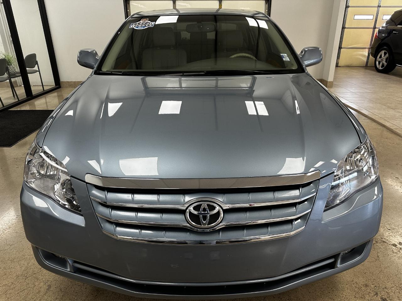 Toyota Avalon 4dr Sdn XLS (Natl) 2007