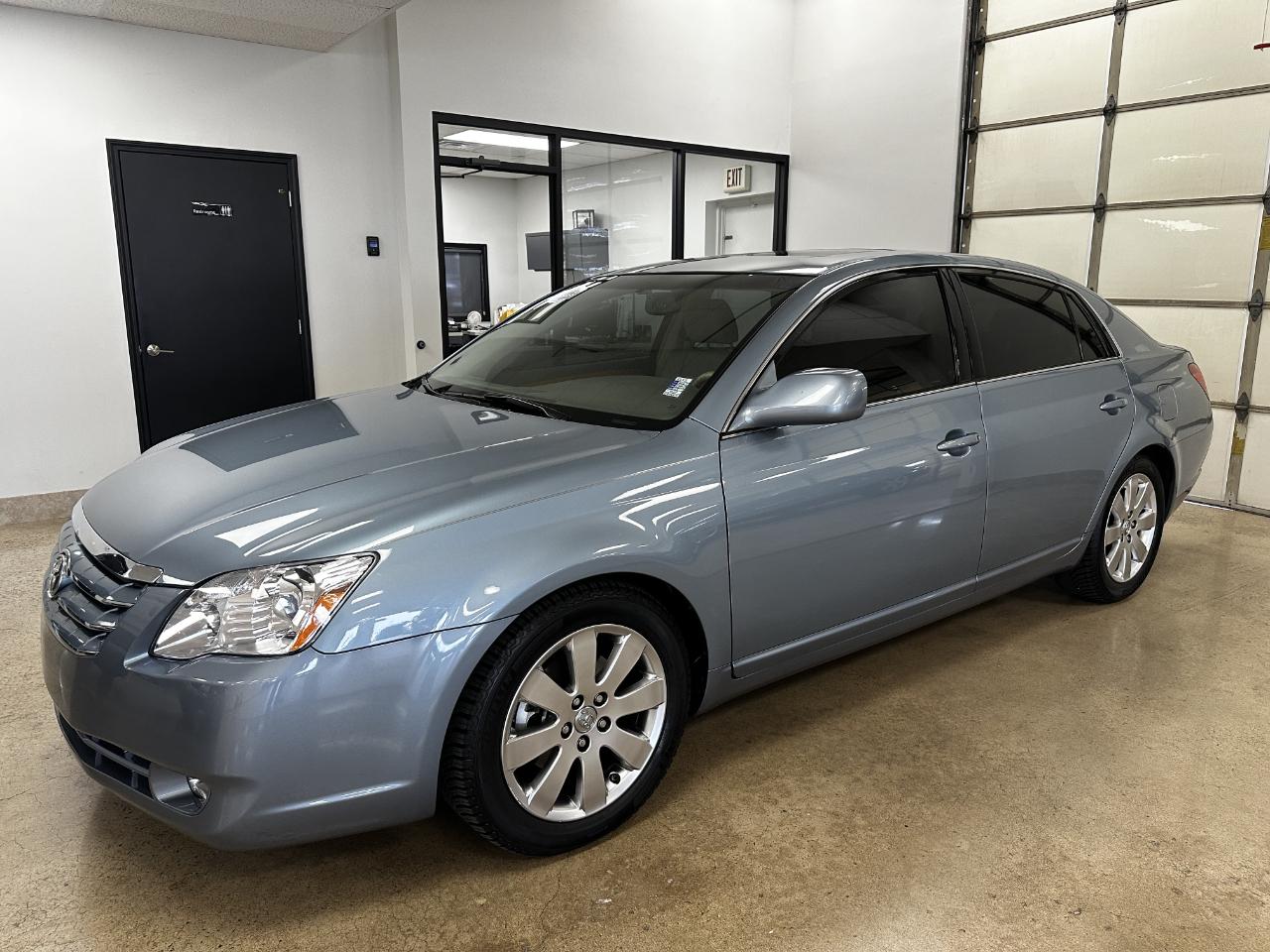 Toyota Avalon 4dr Sdn XLS (Natl) 2007