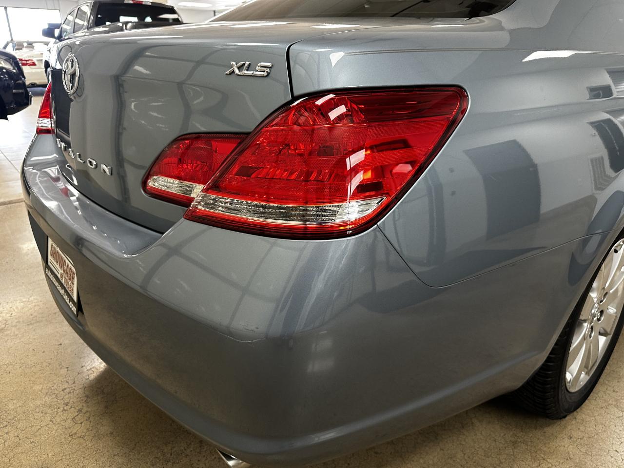 Toyota Avalon 4dr Sdn XLS (Natl) 2007