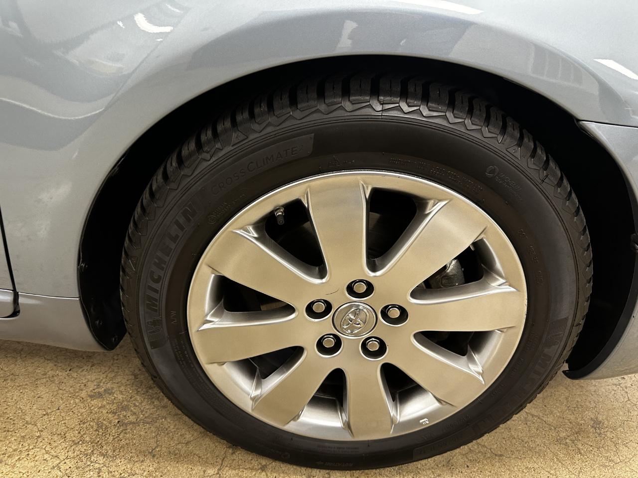 Toyota Avalon 4dr Sdn XLS (Natl) 2007