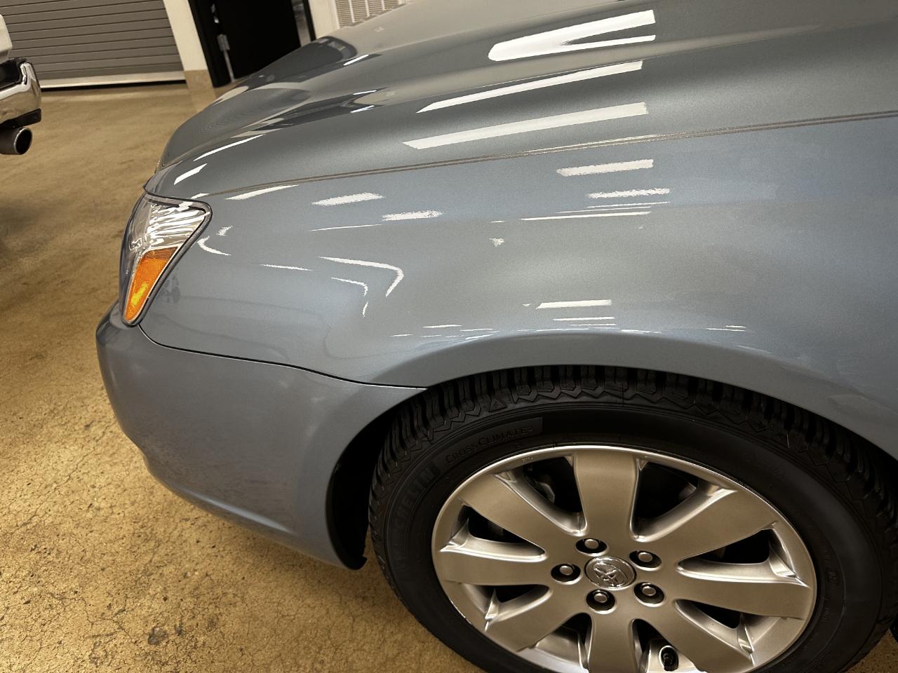 Toyota Avalon 4dr Sdn XLS (Natl) 2007