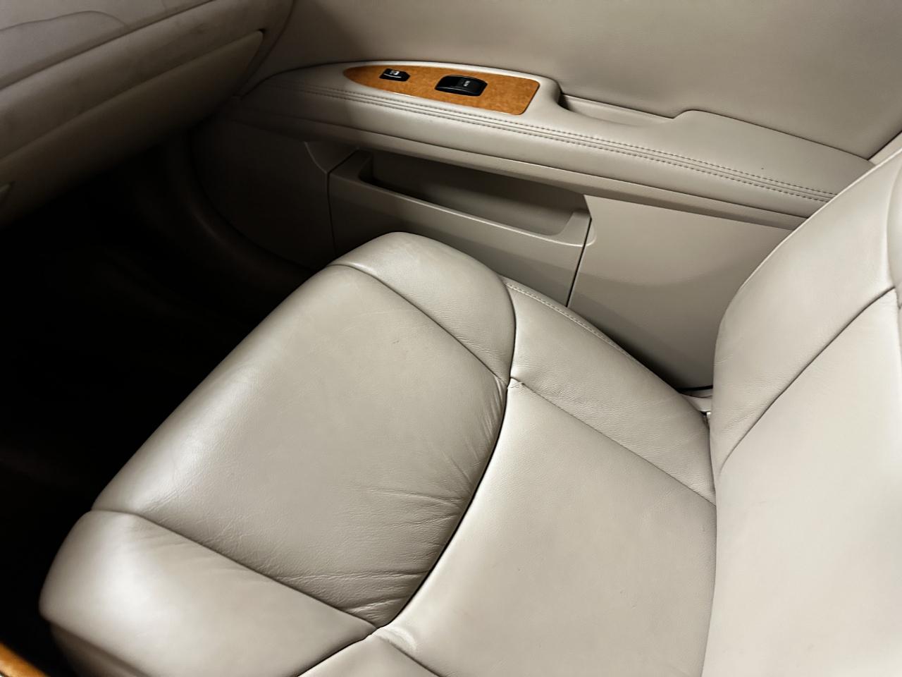 Toyota Avalon 4dr Sdn XLS (Natl) 2007