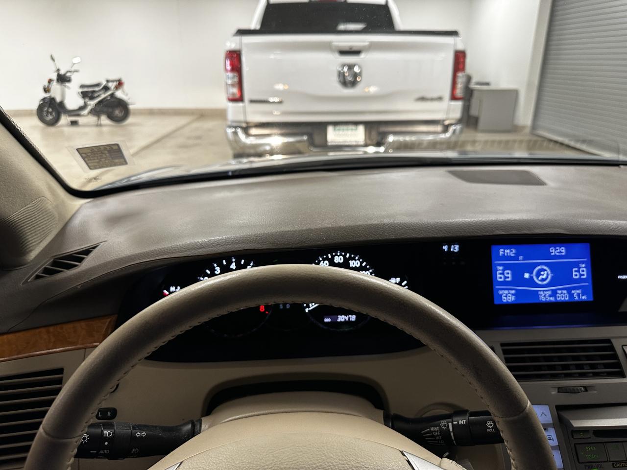 Toyota Avalon 4dr Sdn XLS (Natl) 2007