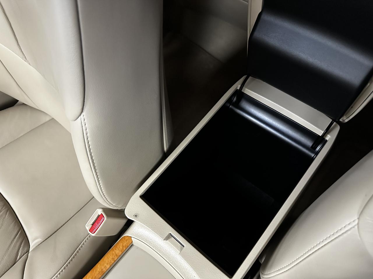 Toyota Avalon 4dr Sdn XLS (Natl) 2007