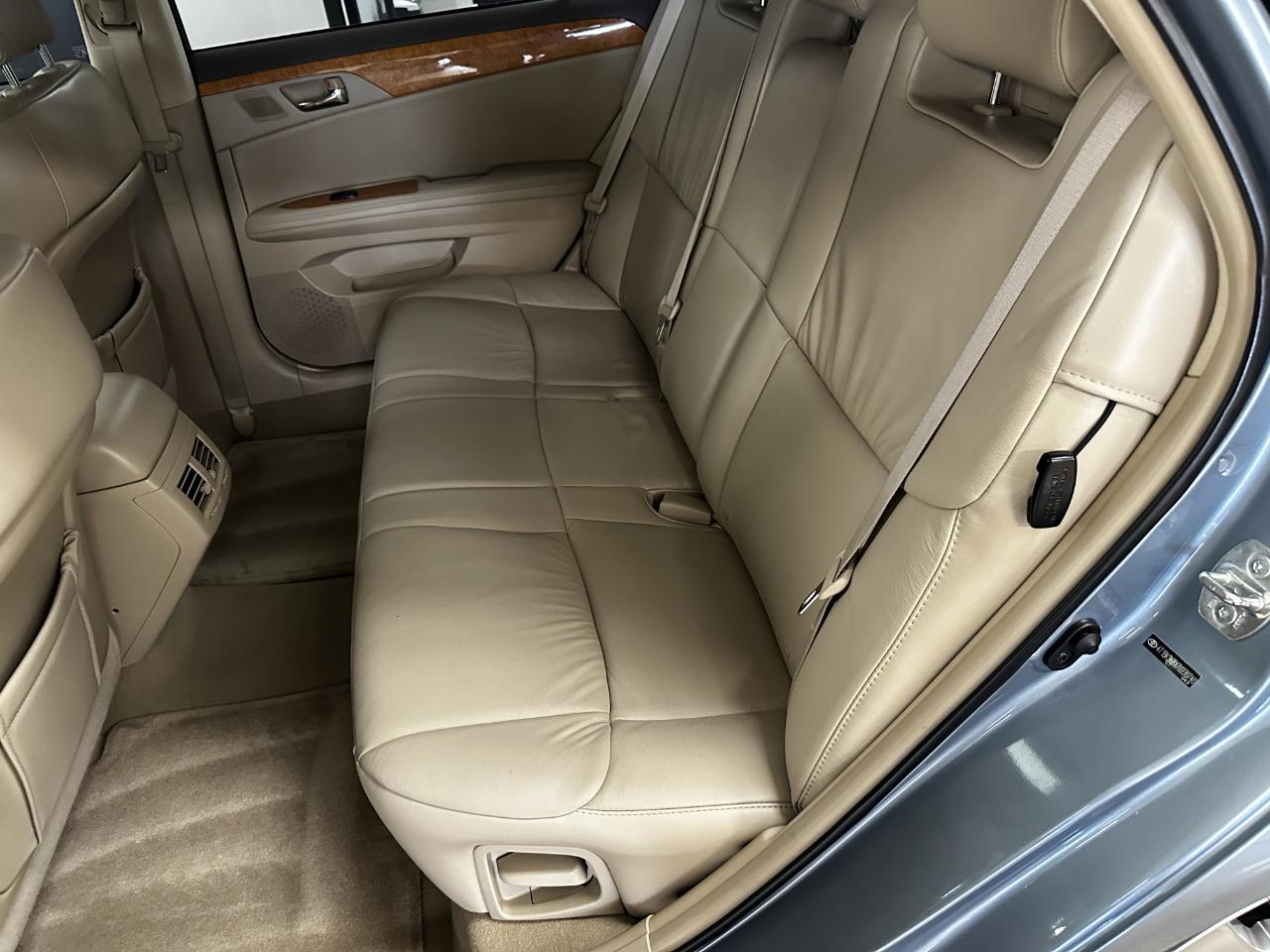 Toyota Avalon 4dr Sdn XLS (Natl) 2007