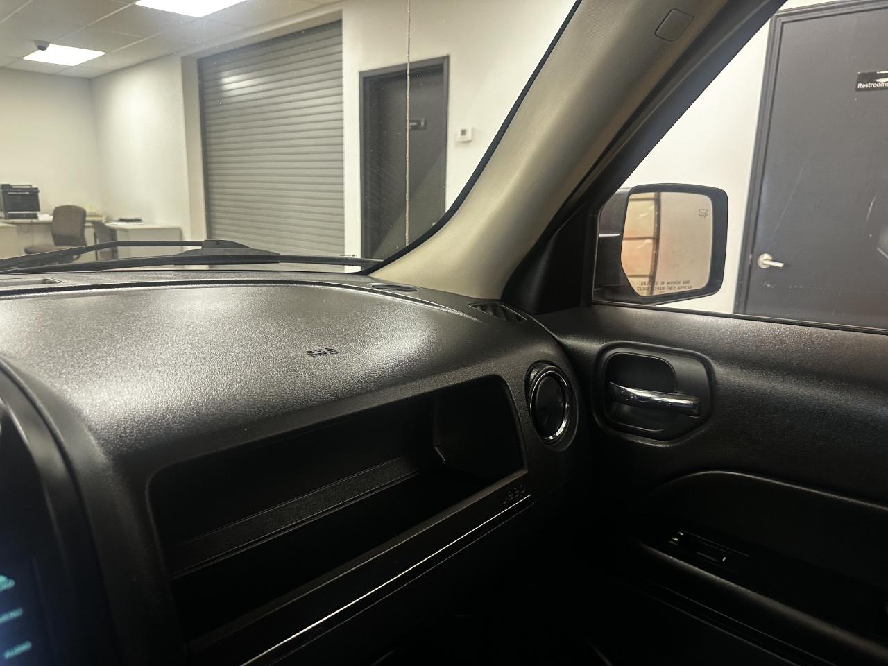 Jeep Patriot 4WD 4dr Latitude 2014