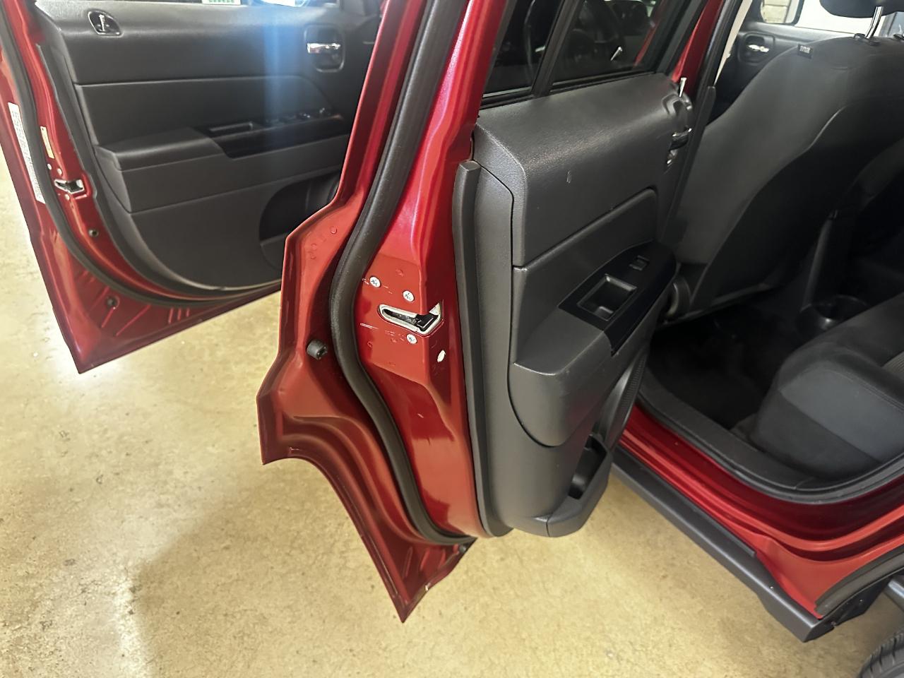 Jeep Patriot 4WD 4dr Latitude 2014