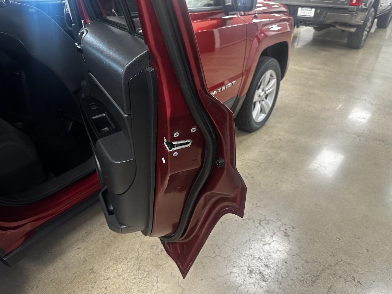 Jeep Patriot 4WD 4dr Latitude 2014