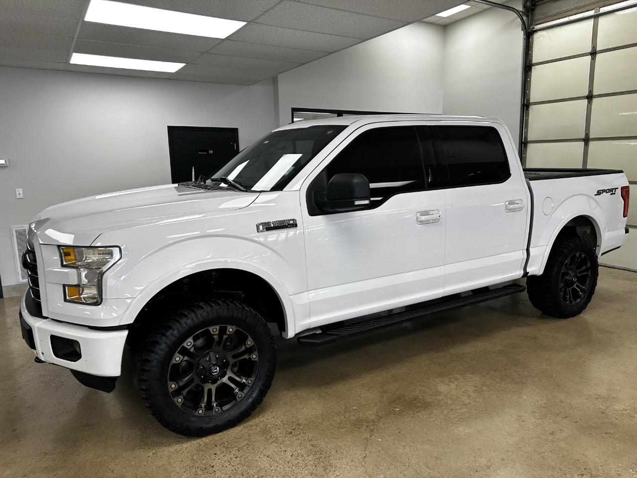 Ford F-150 4WD SuperCrew 157" XLT 2016
