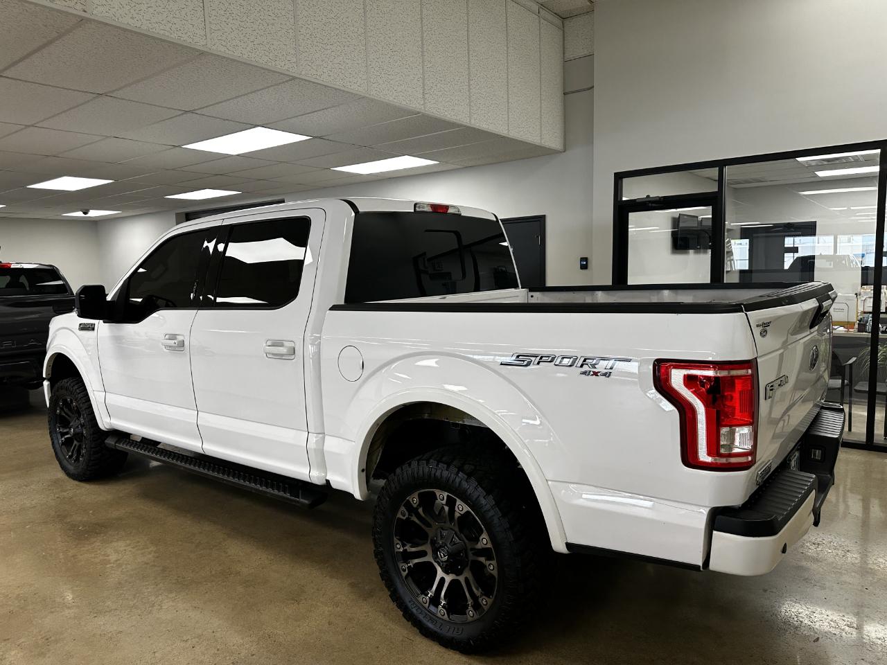 Ford F-150 4WD SuperCrew 157" XLT 2016