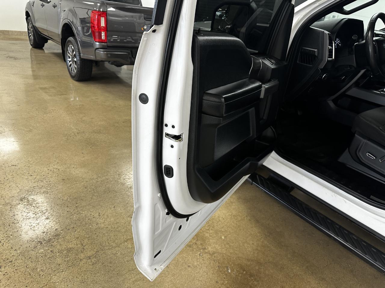 Ford F-150 4WD SuperCrew 157" XLT 2016