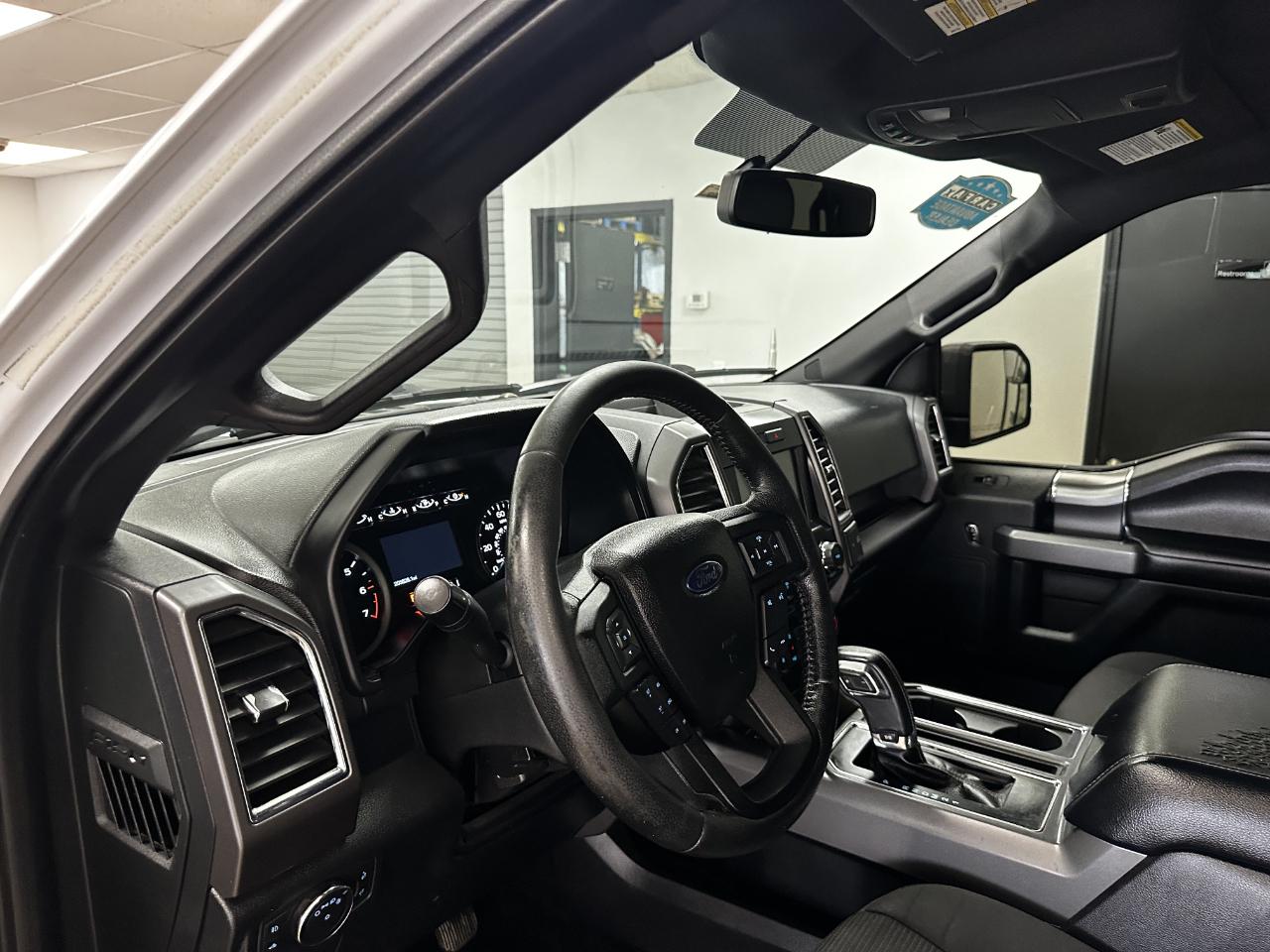 Ford F-150 4WD SuperCrew 157" XLT 2016