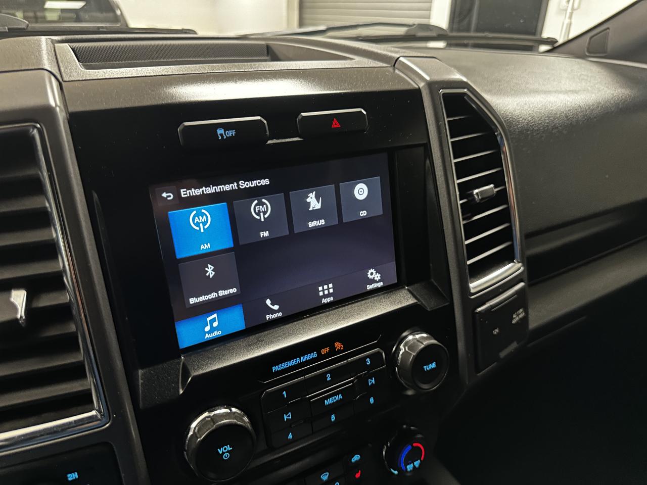 Ford F-150 4WD SuperCrew 157" XLT 2016