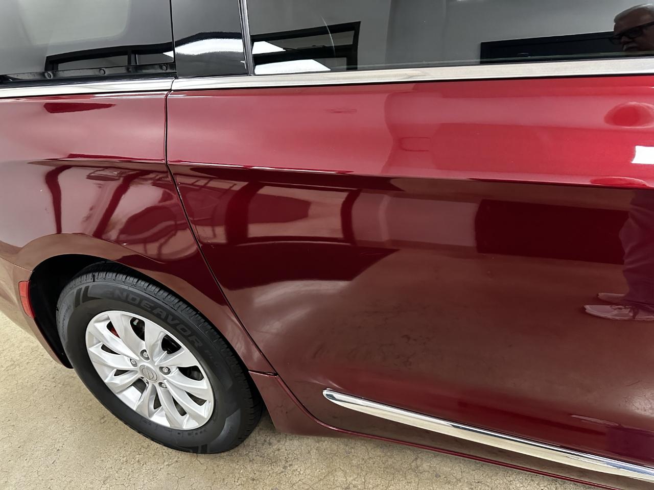 Chrysler Pacifica Touring L FWD 2018