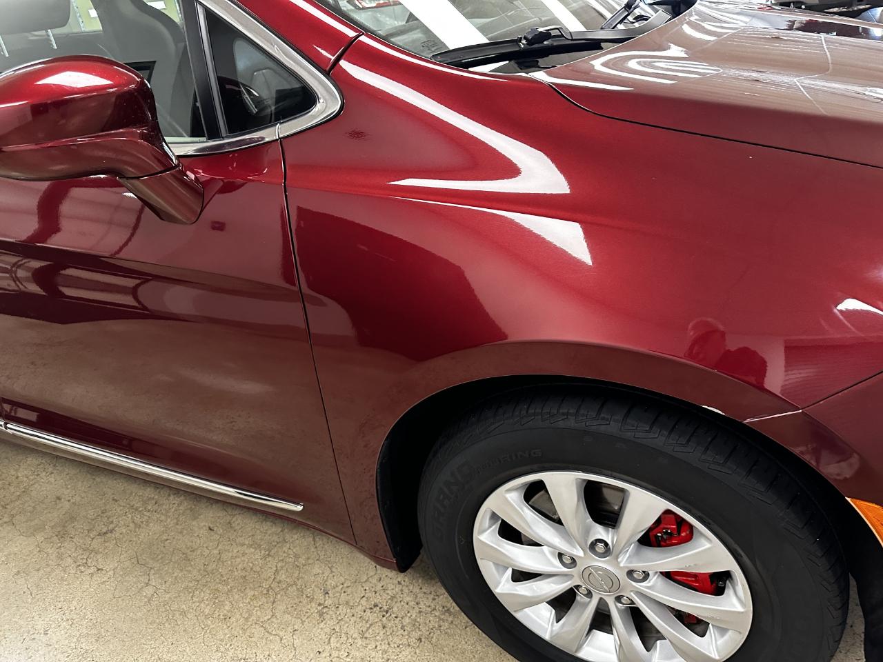 Chrysler Pacifica Touring L FWD 2018